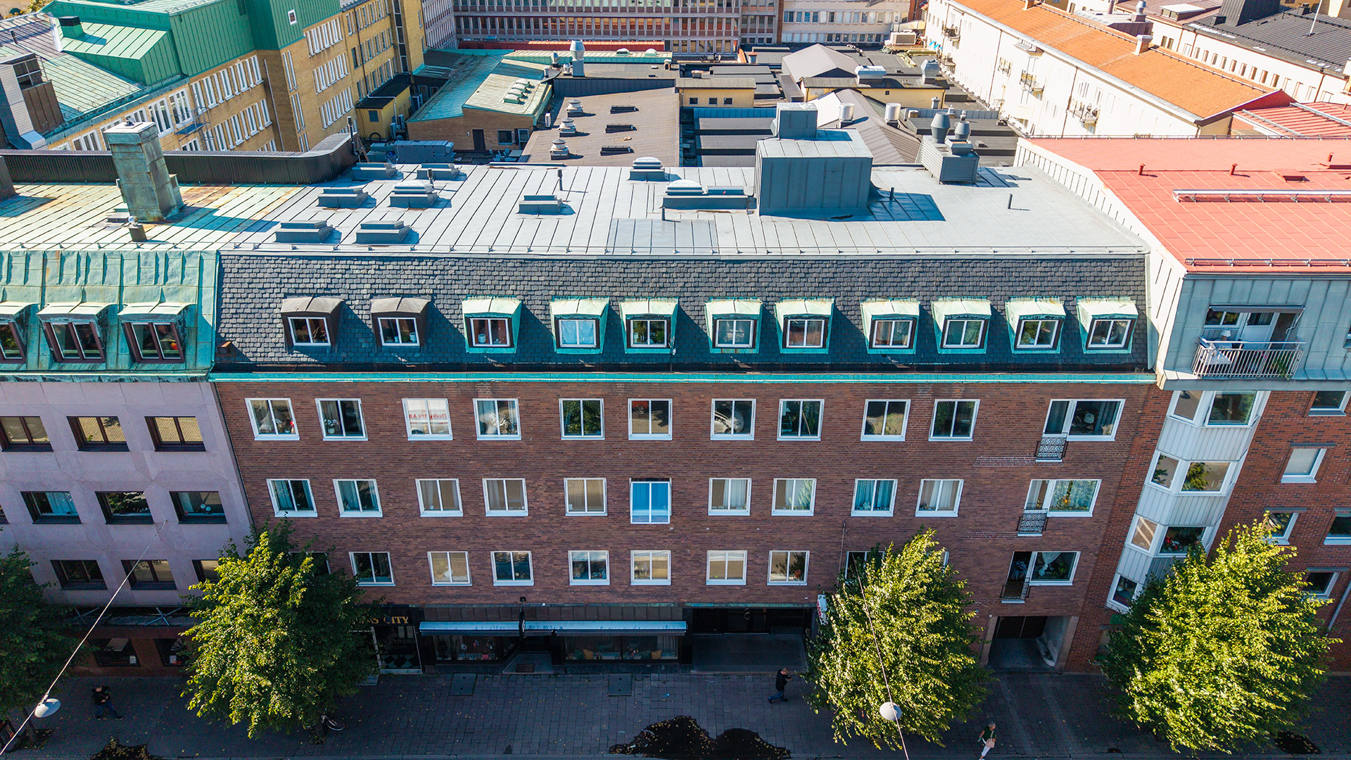 Drönarfoto på fastigheten Enigheten 11 i Karlstad